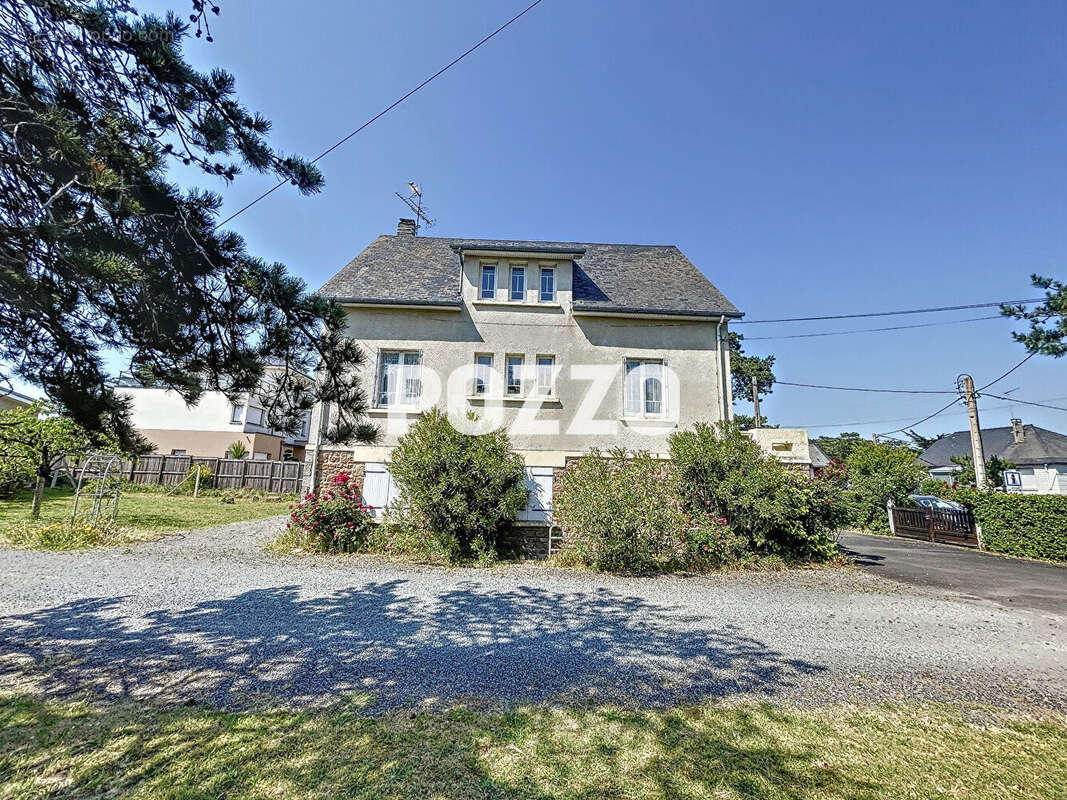 Maison à JULLOUVILLE