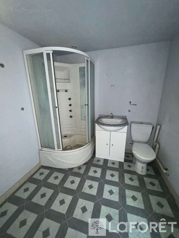 Appartement à MOULINS-LA-MARCHE