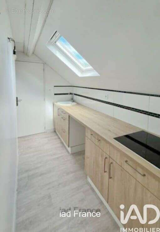 Appartement 238 m² à Maurepas  - photo 6