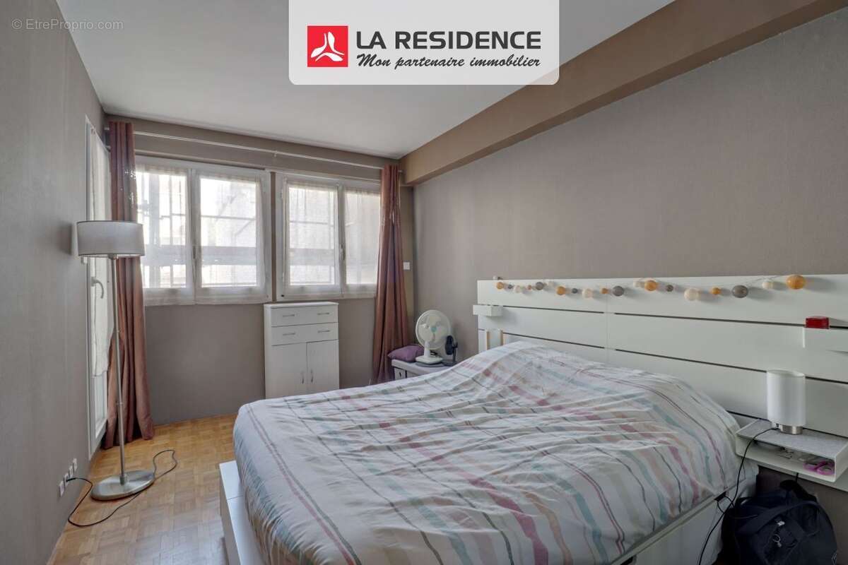 Appartement à PARIS-12E