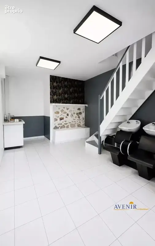 Commerce 33 m² à vendre à Plan-De-Cuques (13380) - photo 2