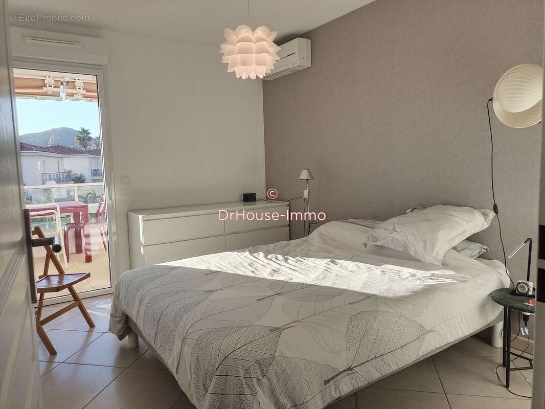 Appartement à CARQUEIRANNE