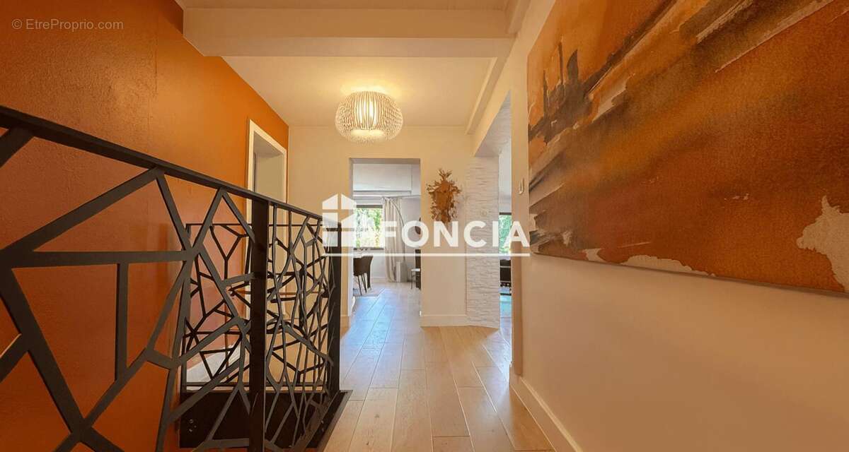 Appartement - 140m2 - terrasse 20m2 - 2 places de parking - gamsheim - photo 2
