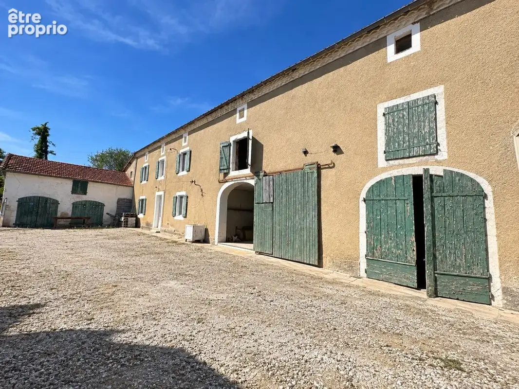 Maison 5 pièces 223 m² à vendre à Hagetmau (40700) - photo 2