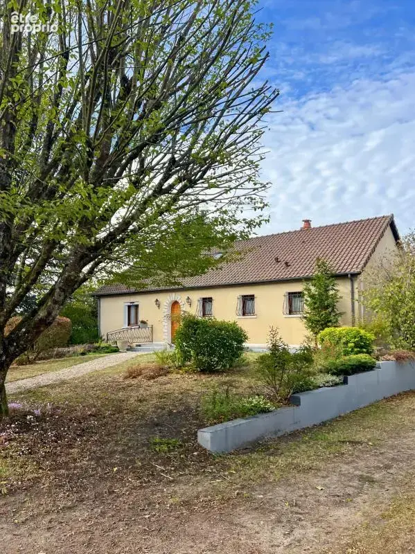 Maison familiale avec piscine, espace indépendant et grand jardin verdoyant - photo 10