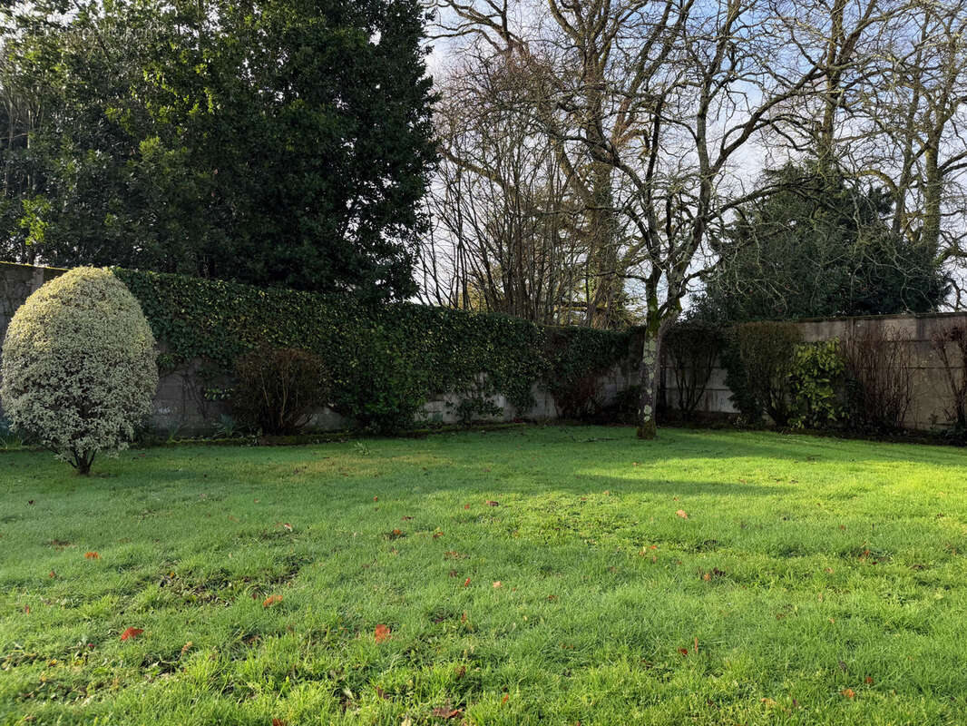 Maison à SAINT-SEBASTIEN-SUR-LOIRE