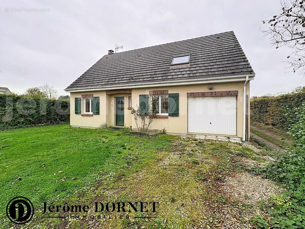 noirt_00012 - Maison à POIX-DE-PICARDIE