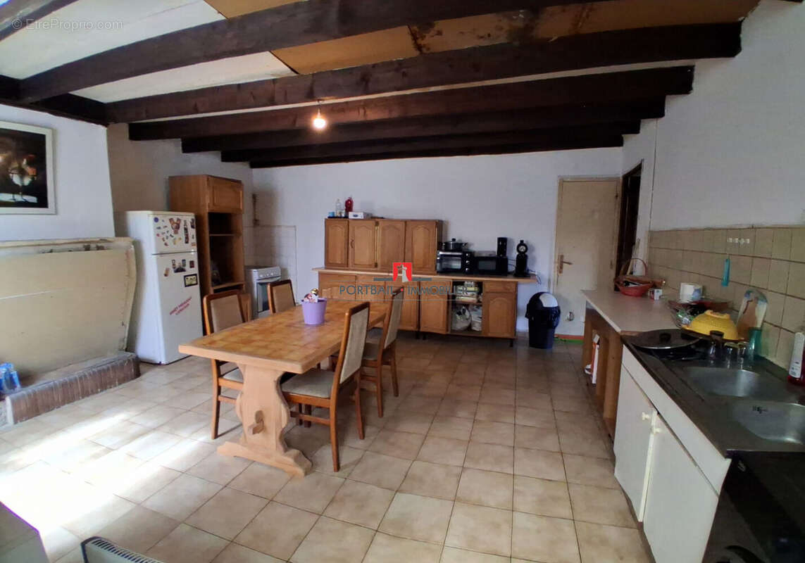 Maison à SAINT-AUBIN-DE-BLAYE