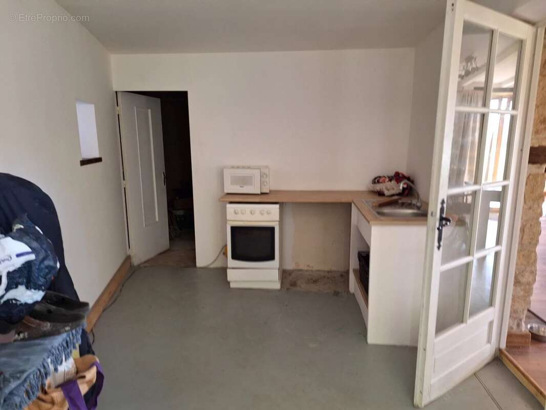 Maison à MAUPREVOIR