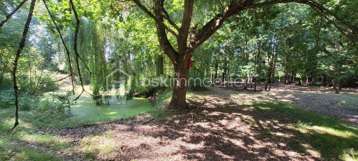Maison à BEAUNE-LA-ROLANDE