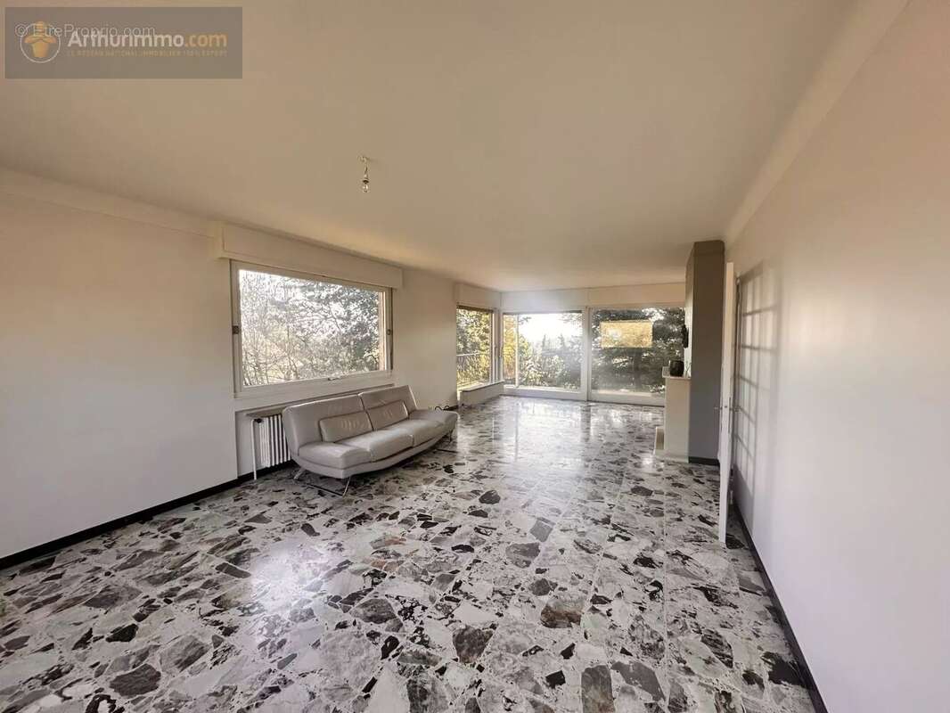 Maison à SAINTE-RUFFINE