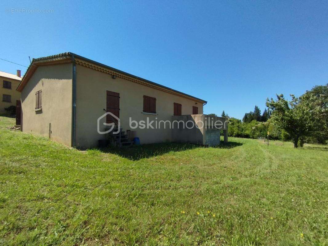 Maison à GROSPIERRES