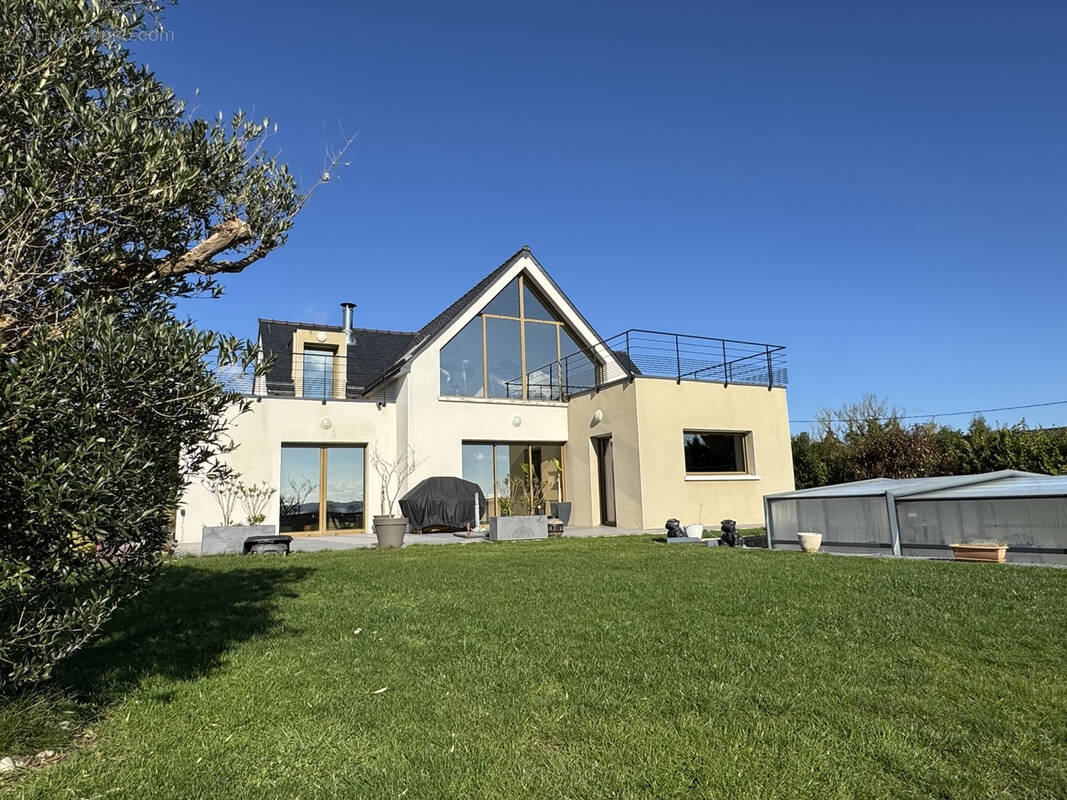 Maison à PLOUBAZLANEC
