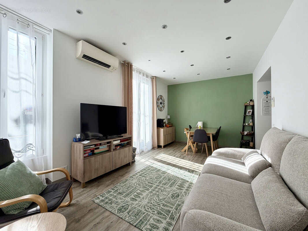 Appartement à MENTON