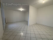 Appartement à EZANVILLE