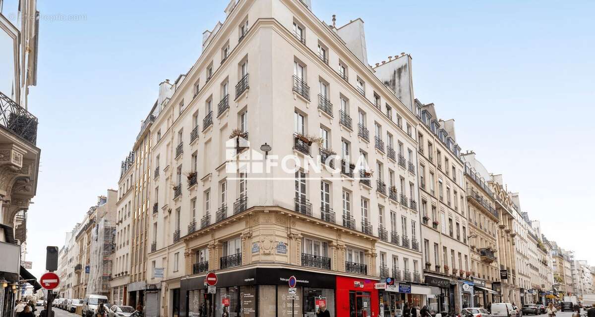 Appartement à PARIS-10E