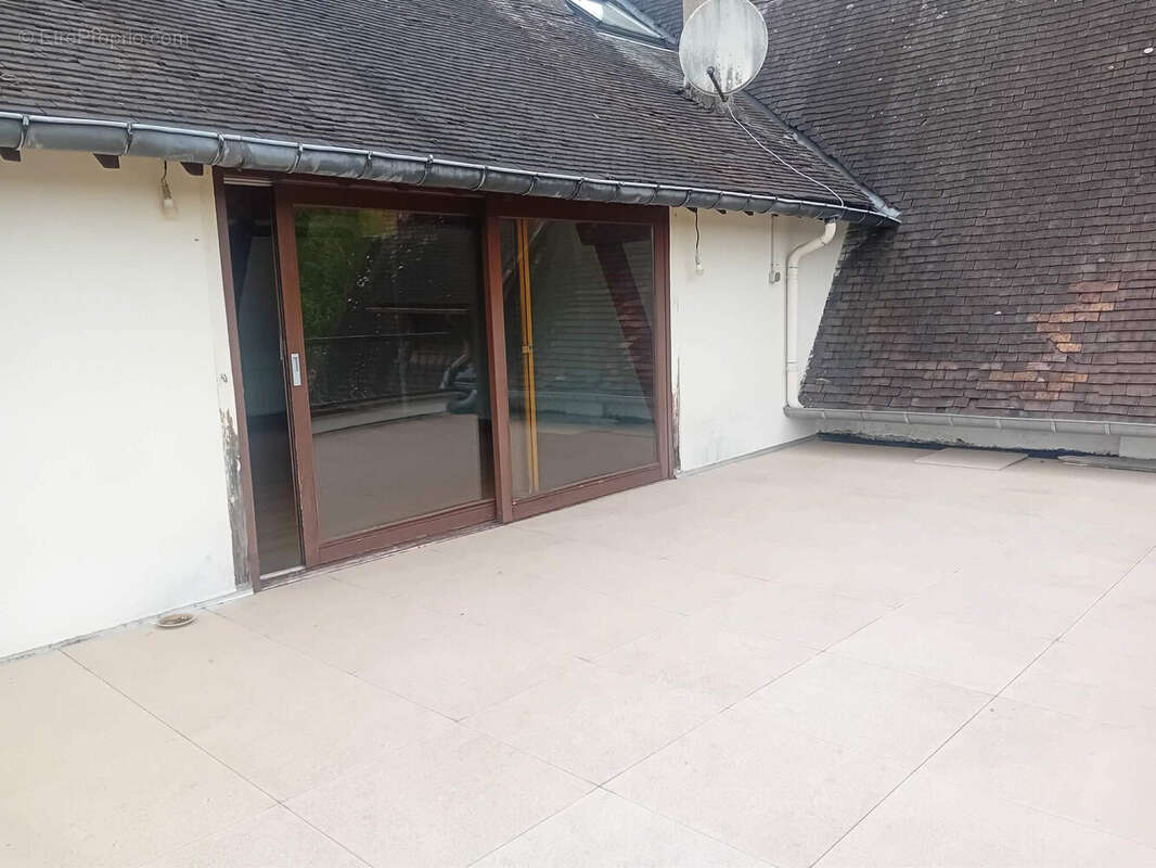 Appartement à HERICY