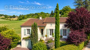 Maison à MONTMOREAU-SAINT-CYBARD