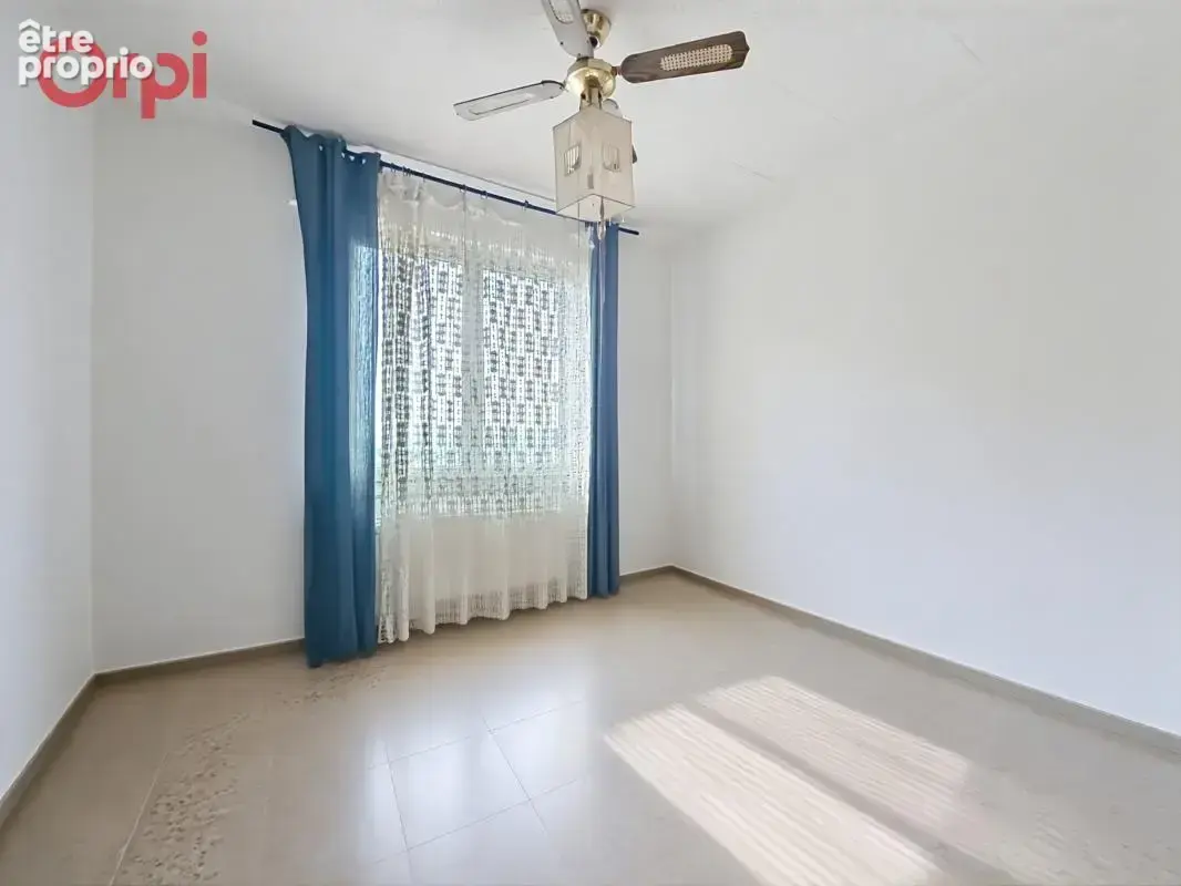 Appartement 3p a vendre au dernier etage au calme traversant parking residence fermee - photo 8