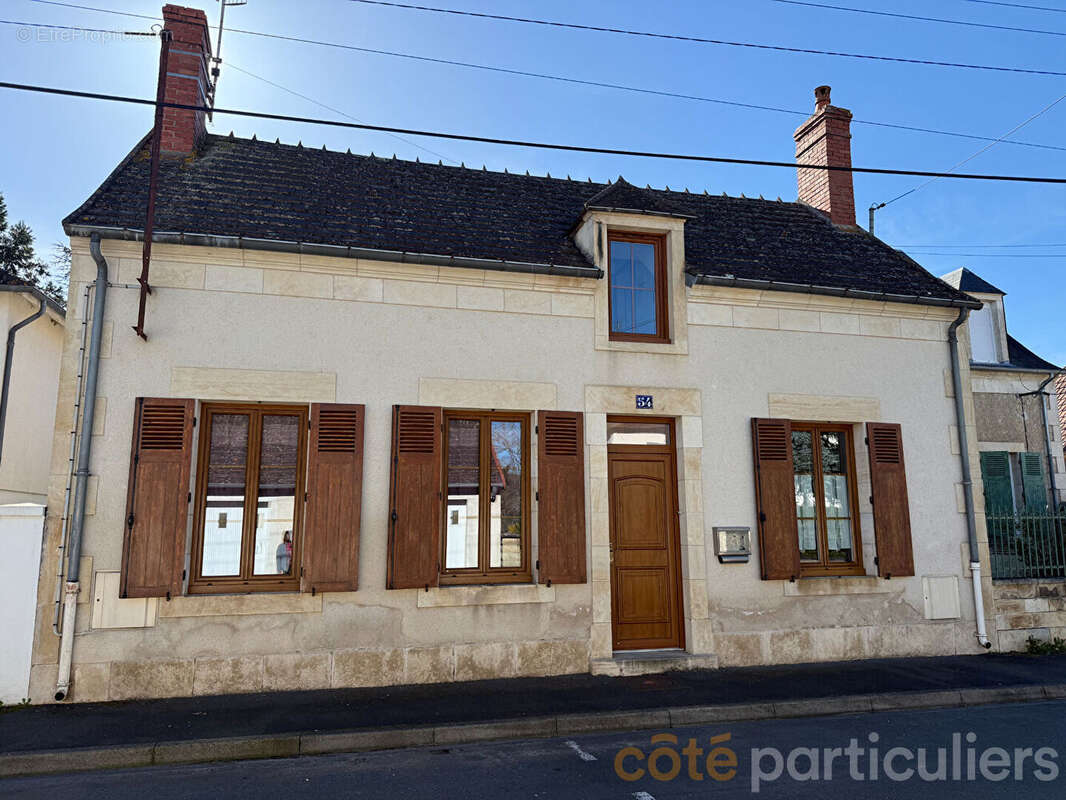 Maison à SAINT-AMAND-MONTROND