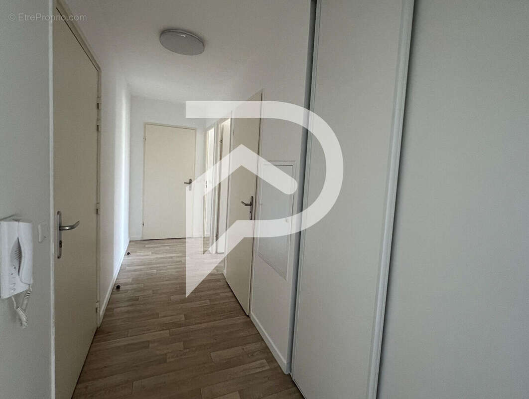 Appartement Saint Cyr L Ecole 3 pièces 60 m2 - photo 6