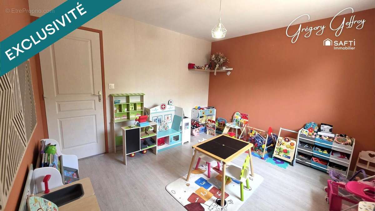 Maison 107 m² à Vendeuvre  - photo 8