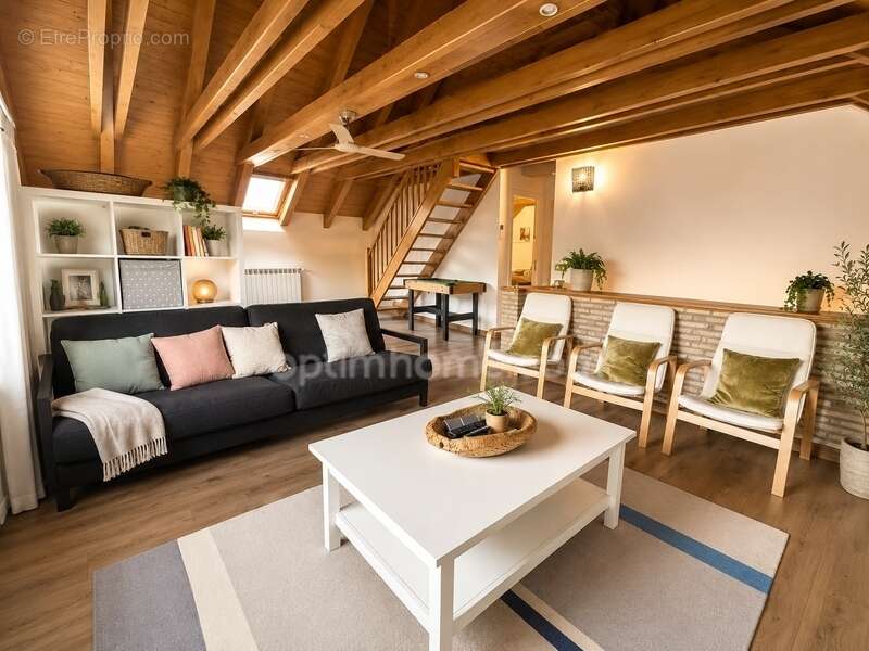 Maison à SAINT-BEAT