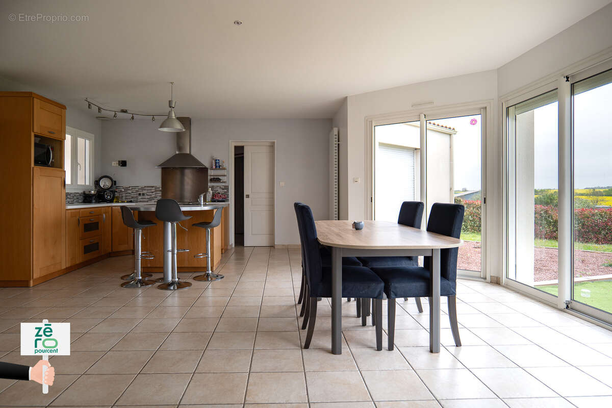 Maison à SAINTE-HERMINE