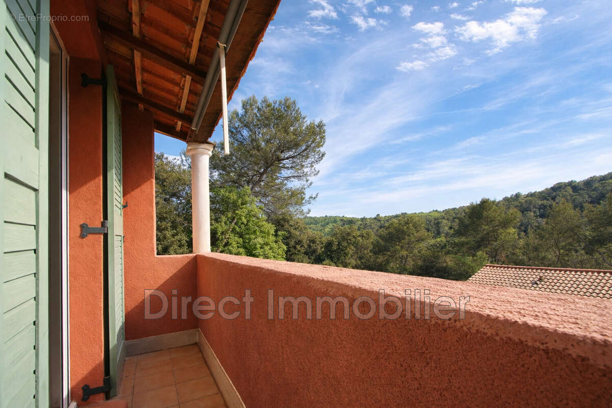 Maison à VALBONNE