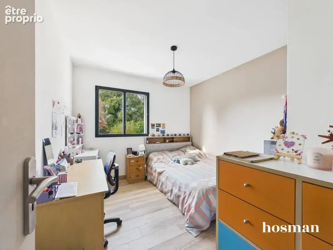 Superbe maison individuelle 6 pièces de 130 m² avec piscine et garage - Très calme - Cenon - photo 10