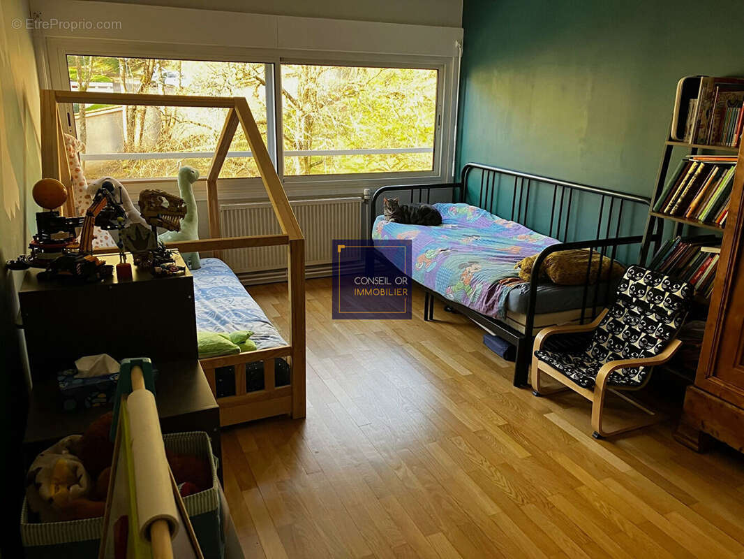 Appartement à OULLINS