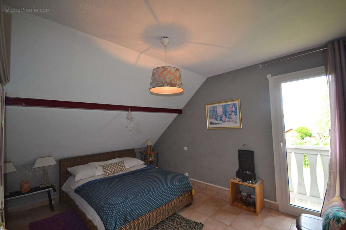 Maison Aix Les Bains 6 pièce(s) 172.23 m2 - photo 13