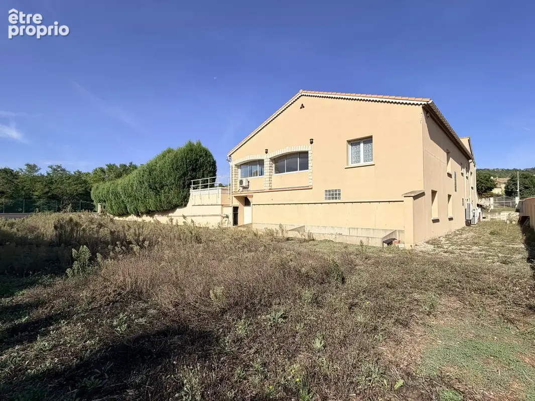 Maison familiale 214 m2 sur un terrain de 2155 m2 - photo 17