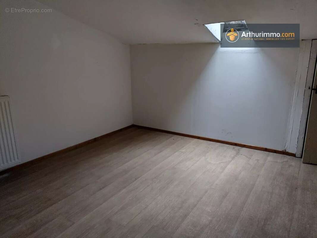 Maison à LAROQUE-D&#039;OLMES