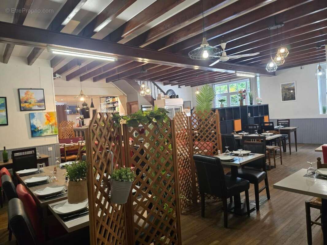 Photo 9 - Commerce à BOURESSE