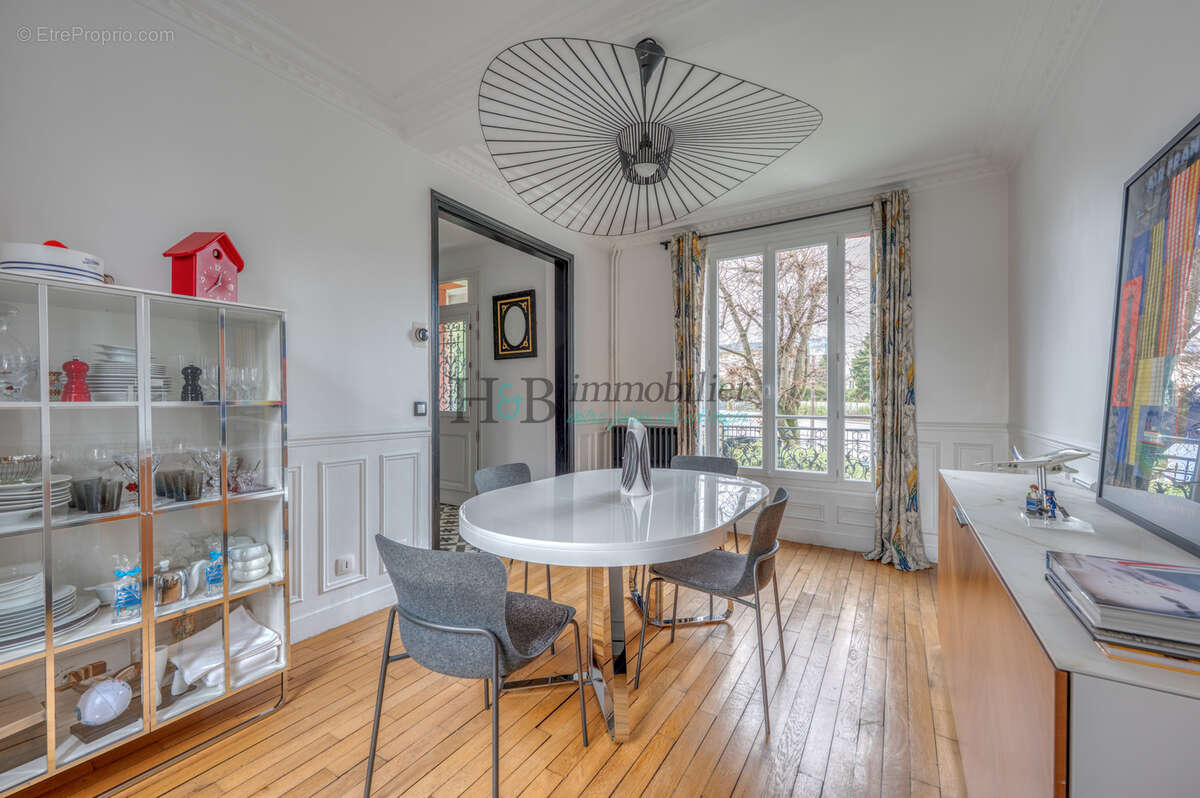 Maison à ENGHIEN-LES-BAINS