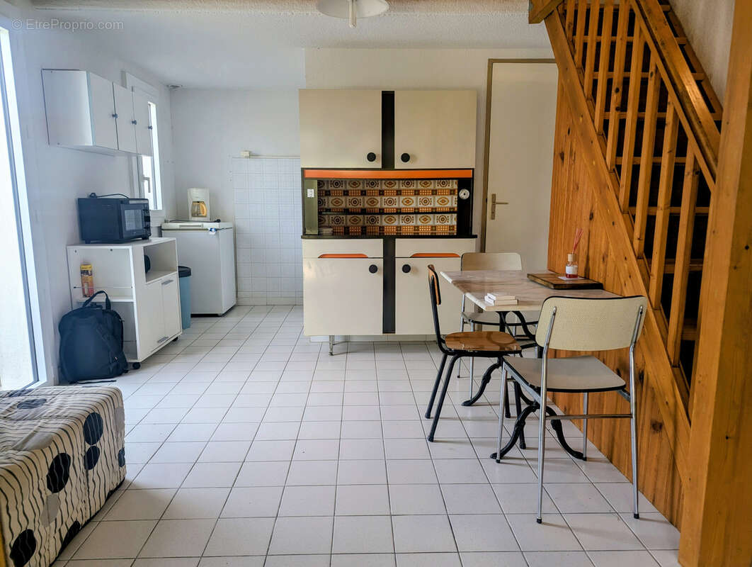 Pavillon de 35 m2 avec mezzanine   Proximité Plage Gruissan - photo 2