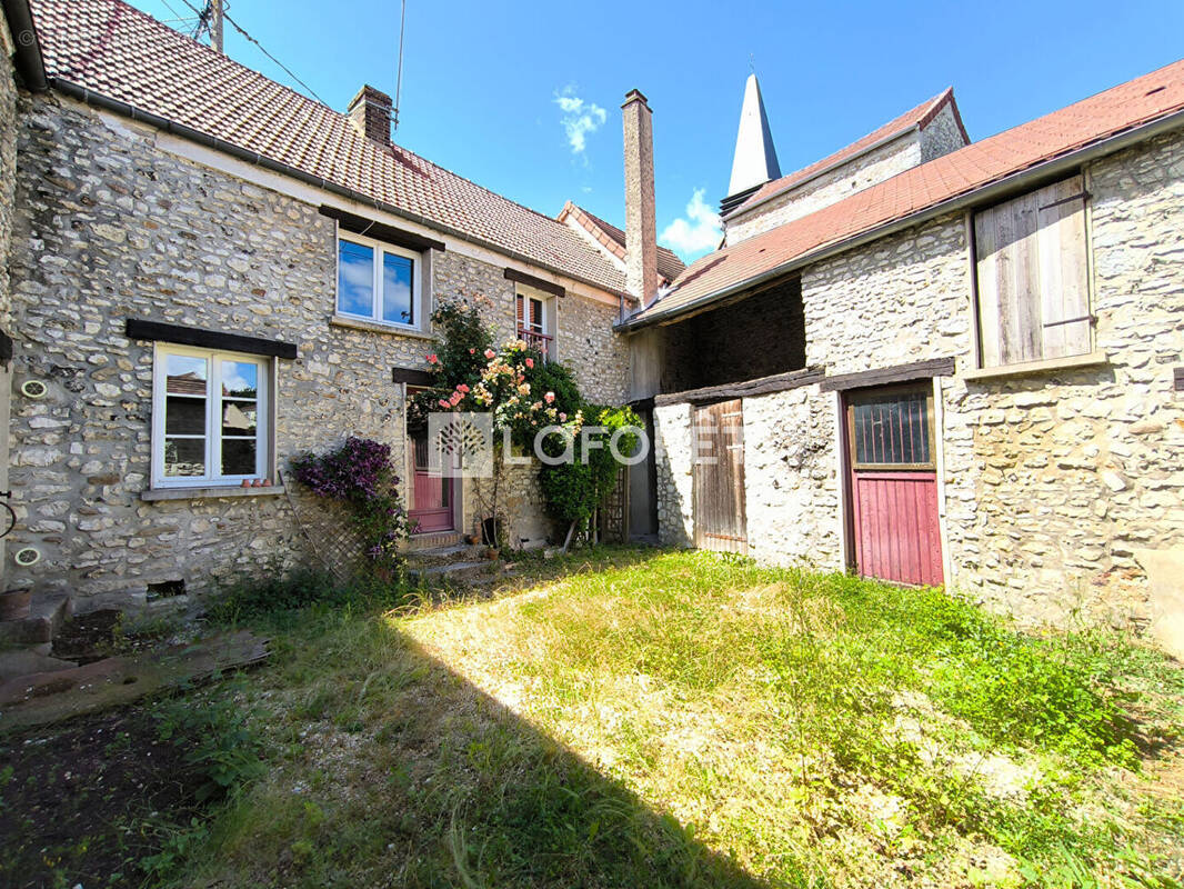Maison à GUERNES