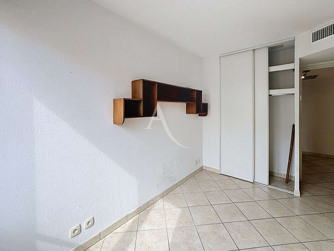 Appartement Antibes 4 pièces dernier étage- Centre Ville - photo 10