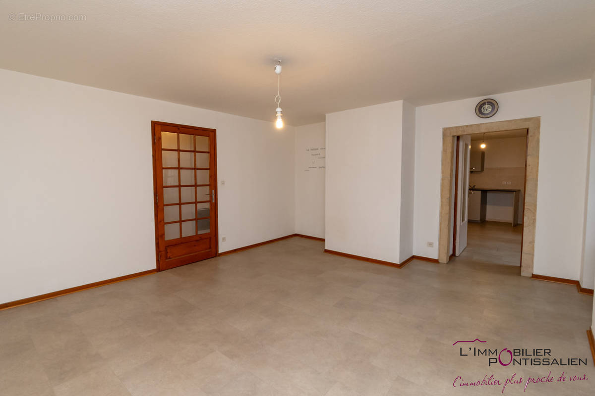 Appartement à PONTARLIER
