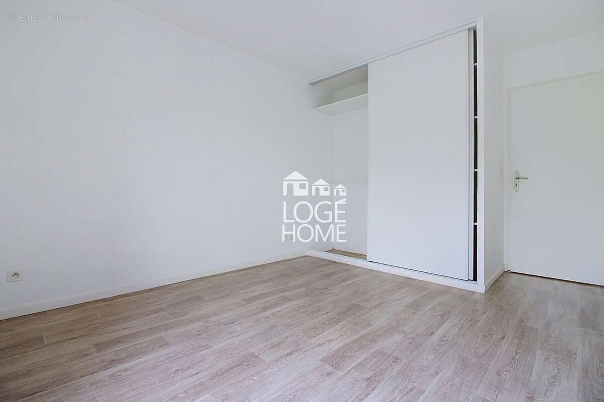 Appartement 56 m² à Wattrelos  - photo 8