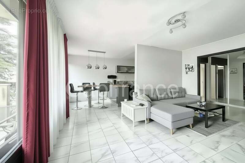 Appartement à MEYTHET