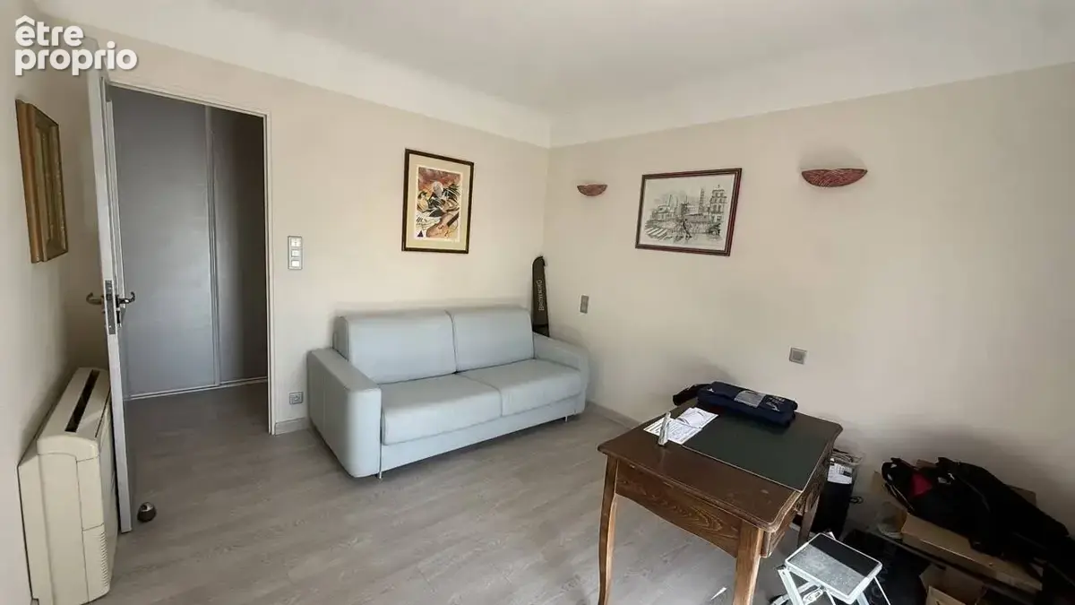 VIAGER LIBRE à La Garde - Appartement F4 109 m² + Loggia 17 m² - Homme de 72 ans - photo 5