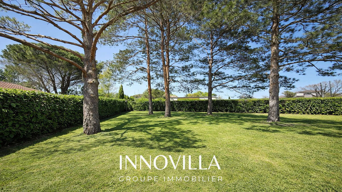 Terrain à LABASTIDE-SAINT-SERNIN