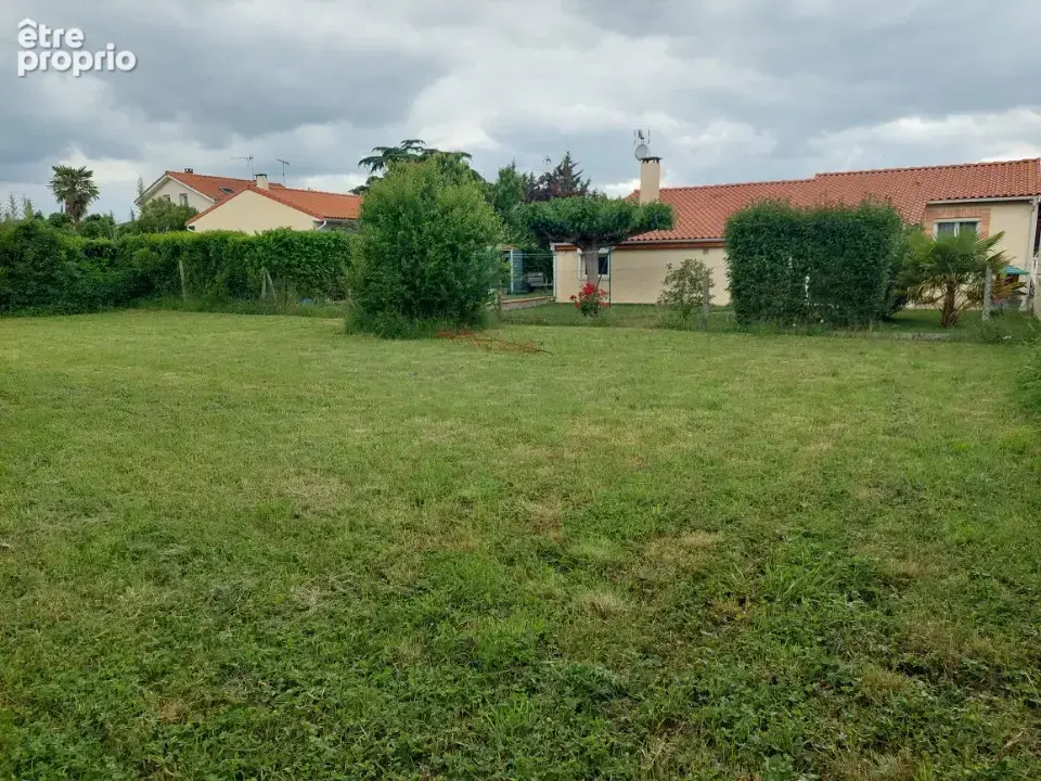 Terrain 570 m² à Aucamville  - photo 4