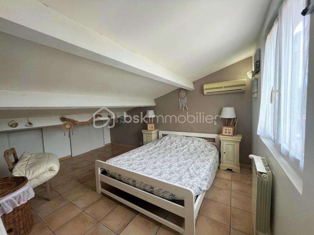 Maison à PELISSANNE