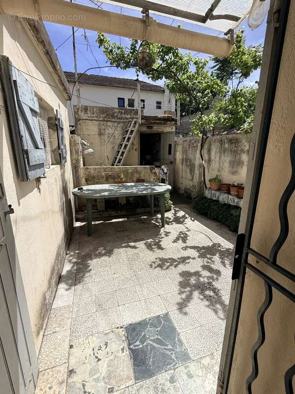 Maison à SORGUES