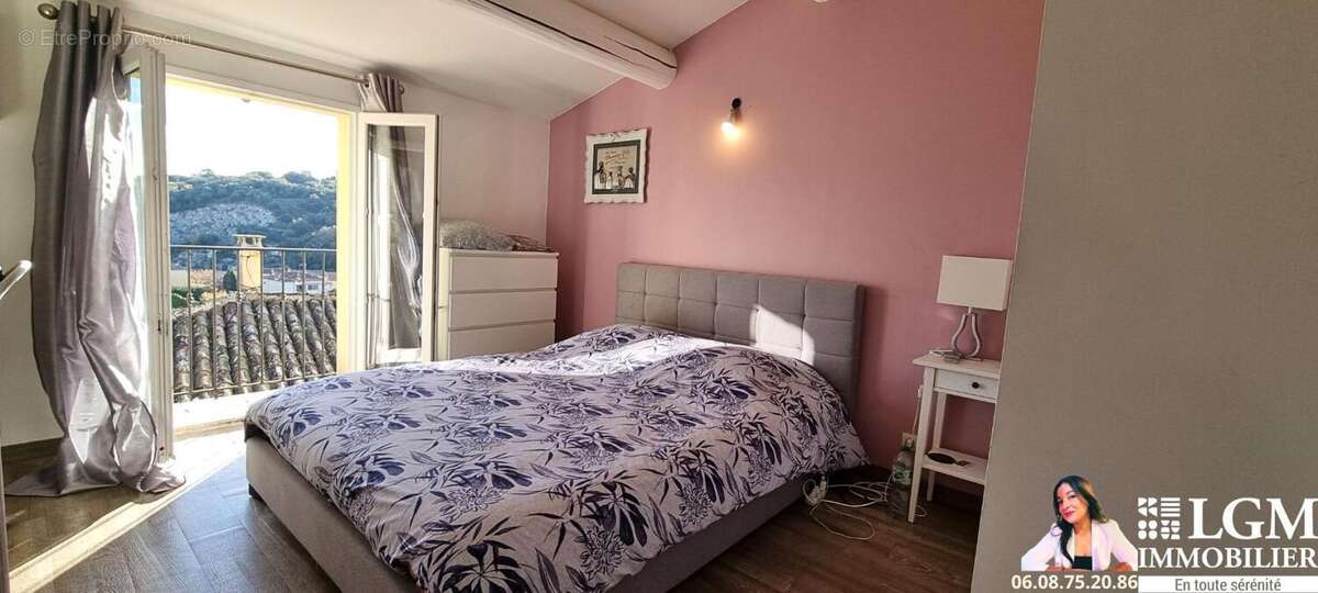 Appartement à ROGNES