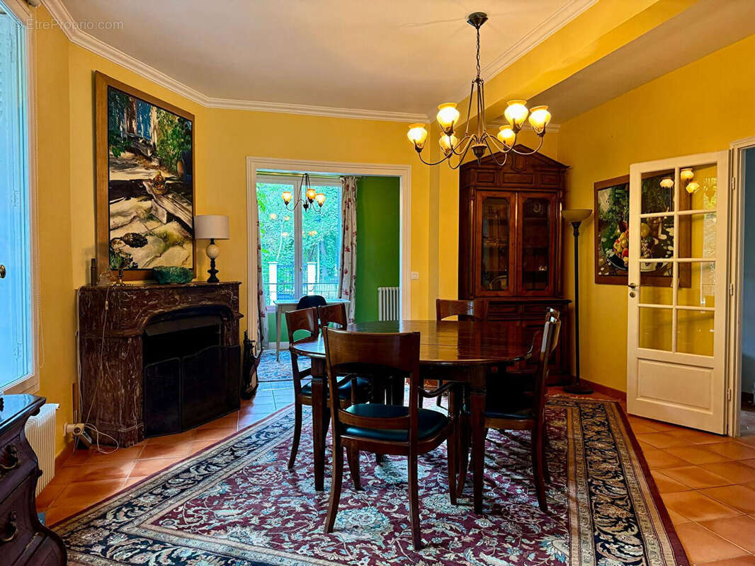 Maison à MAISONS-LAFFITTE