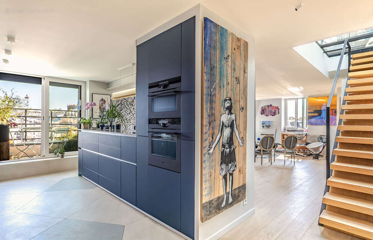 Appartement à PARIS-17E